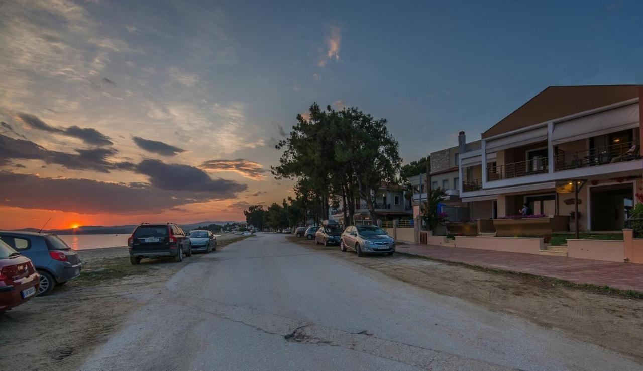 Studio Nikiti Beach מראה חיצוני תמונה